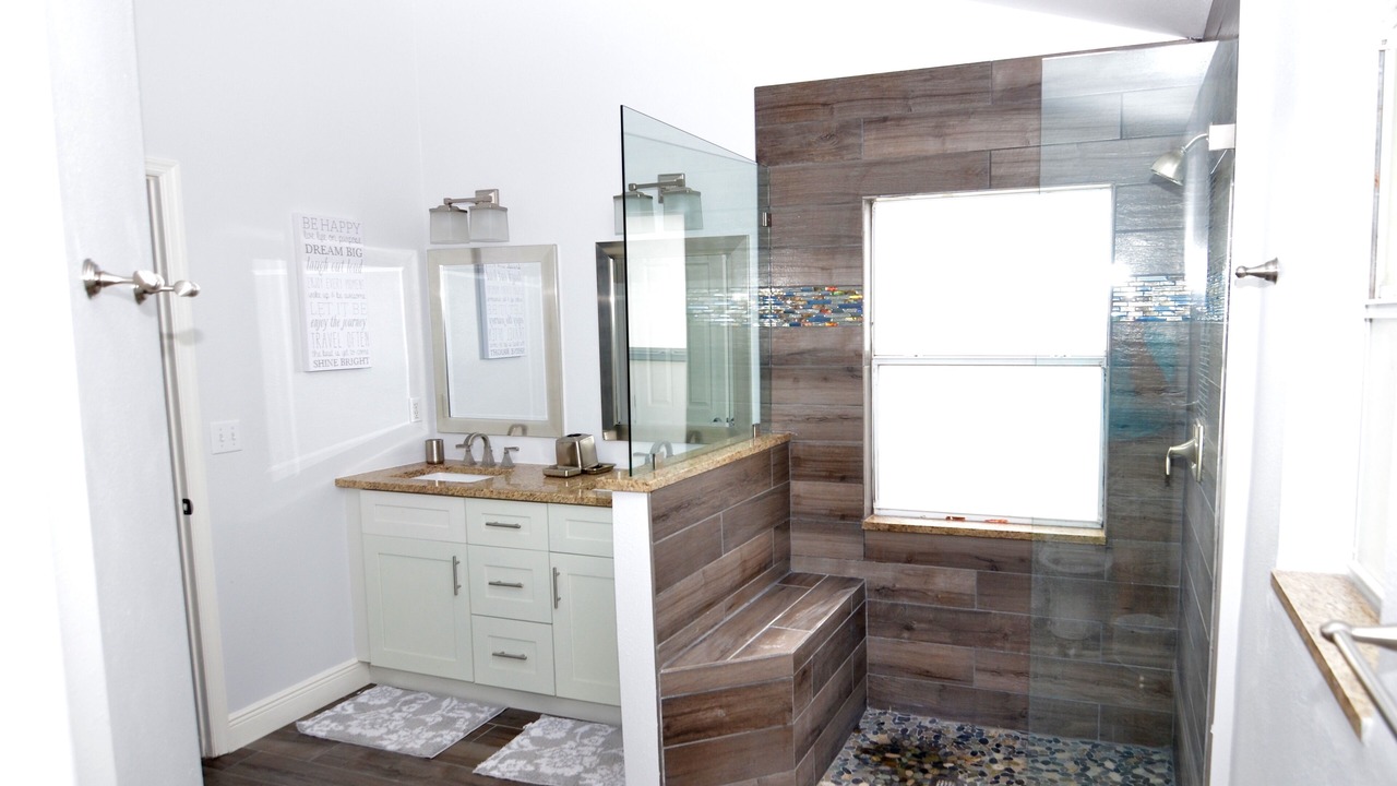 Photo of Bathroom in Haines City