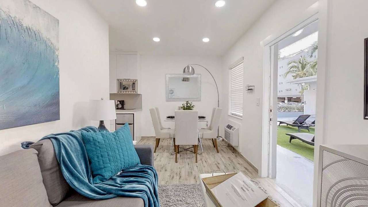 Photo of Livingroom in Hollywood