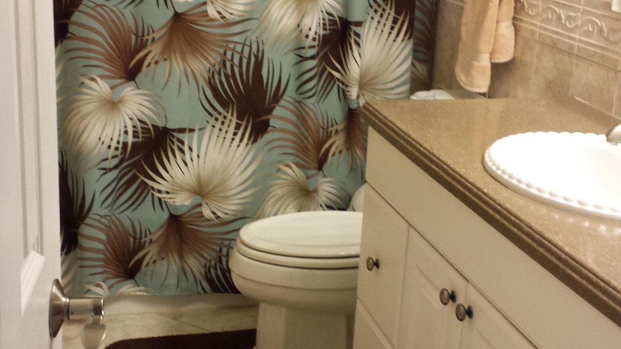 Photo of Bathroom in Gulf Gate Estates