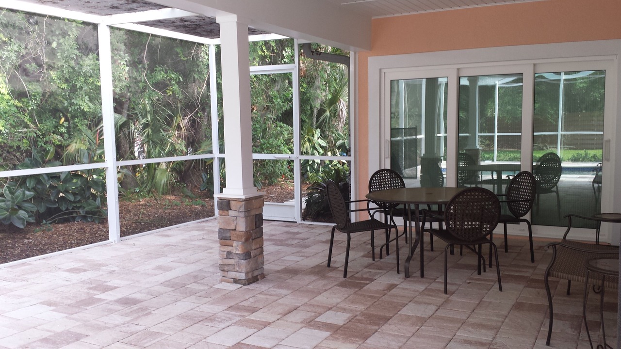 Photo of Outdoor in Gulf Gate Estates