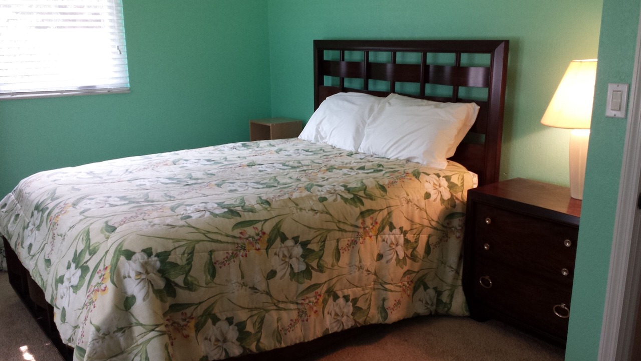 Photo of Bedroom in Gulf Gate Estates