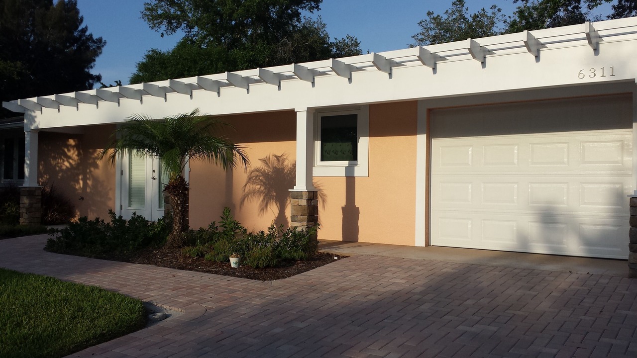 Photo of Outdoor in Gulf Gate Estates