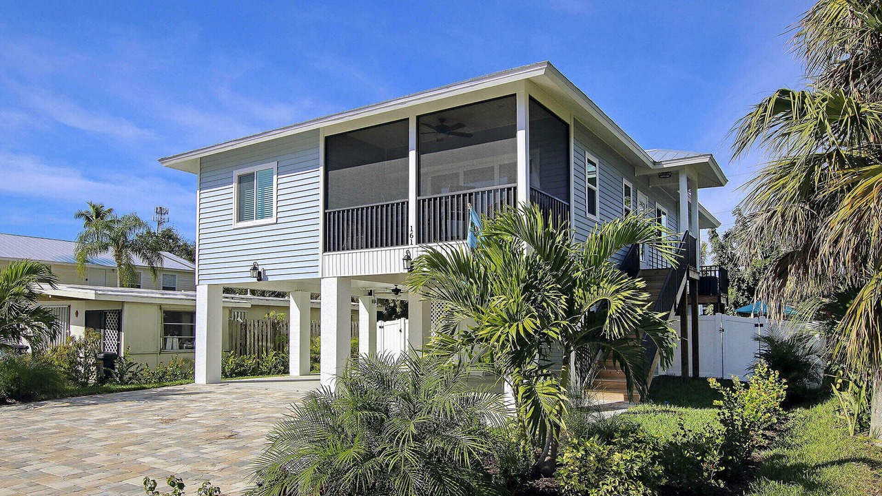 Photo of Outdoor in Mid Island