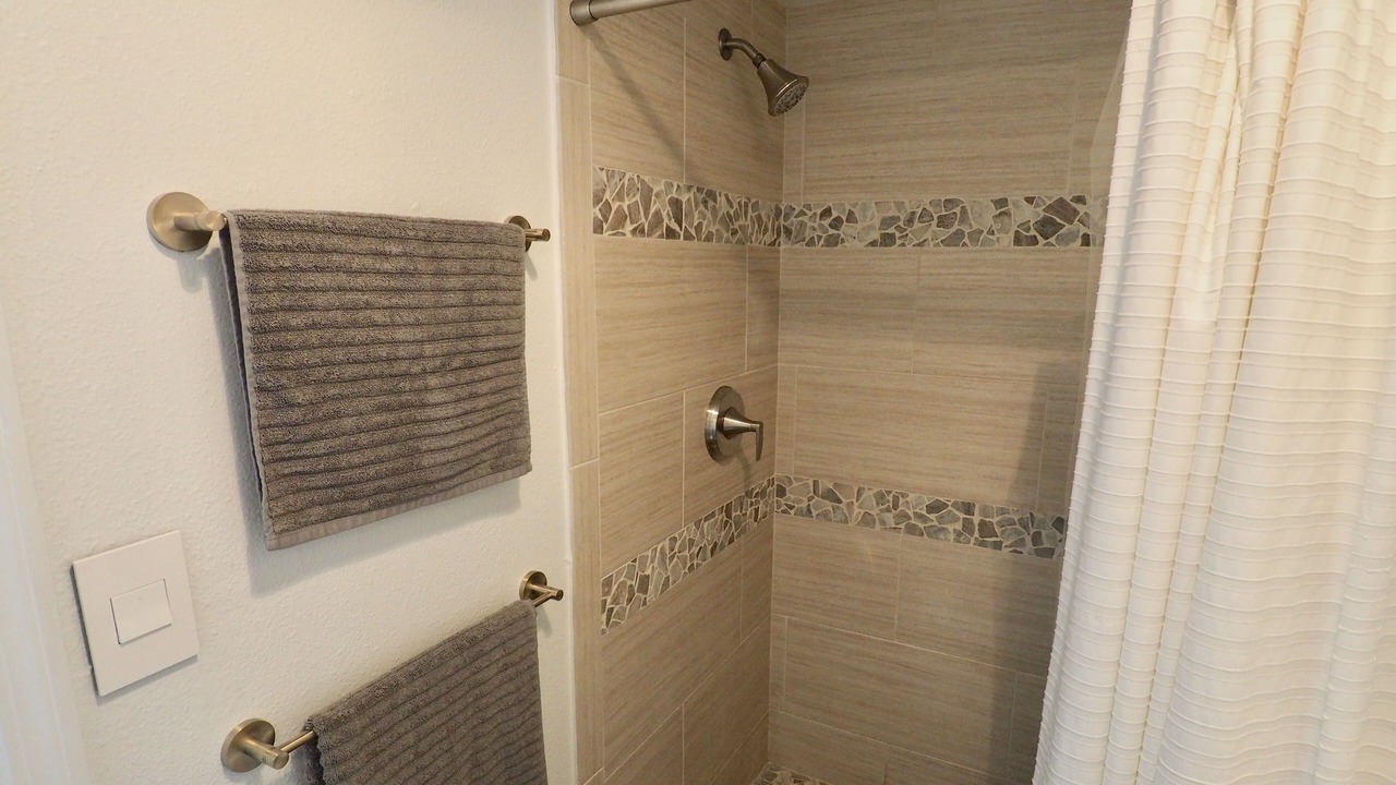 Photo of Bathroom in Independence Square