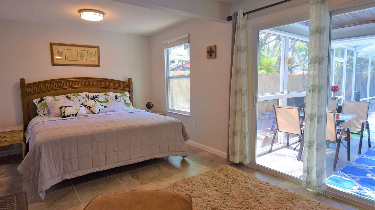 Photo of Bedroom in Paver Park