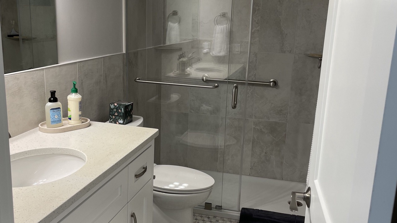 Photo of Bathroom in Old Naples