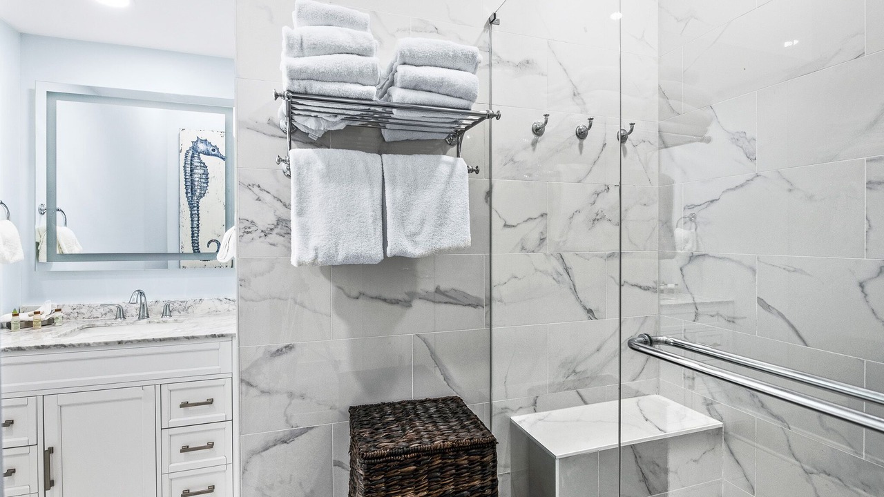 Photo of Bathroom in Gulf Trace