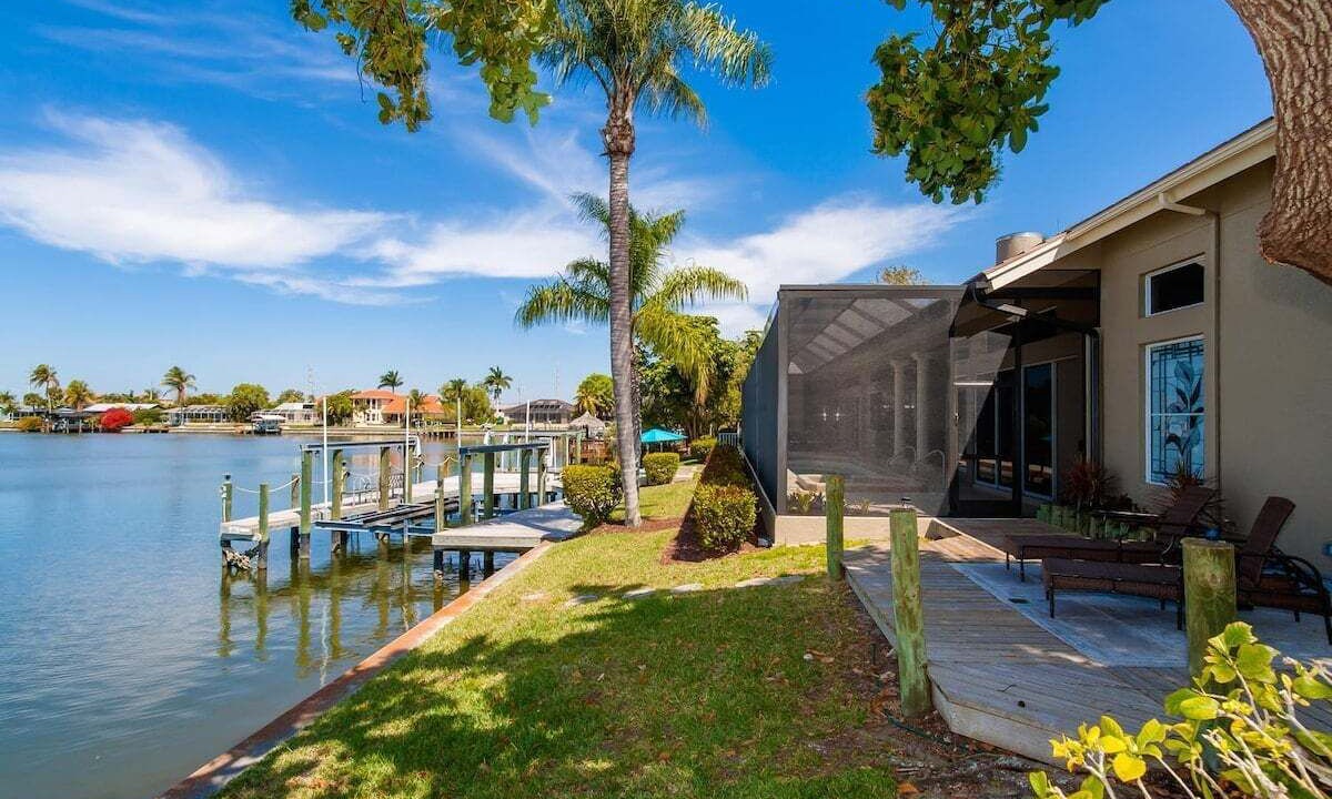 Photo of Outdoor in Eight Lakes