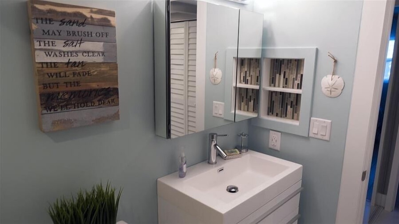 Photo of Bathroom in Longboat Key