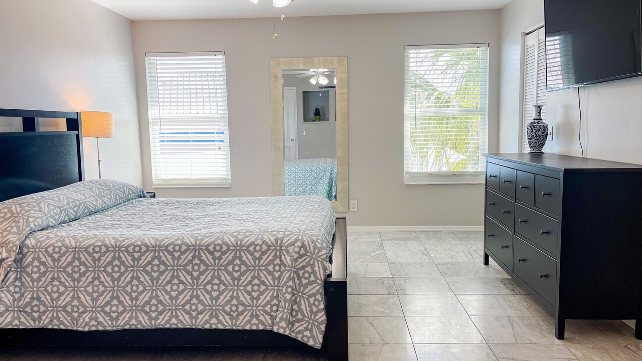Photo of Bedroom in Ocean Oaks