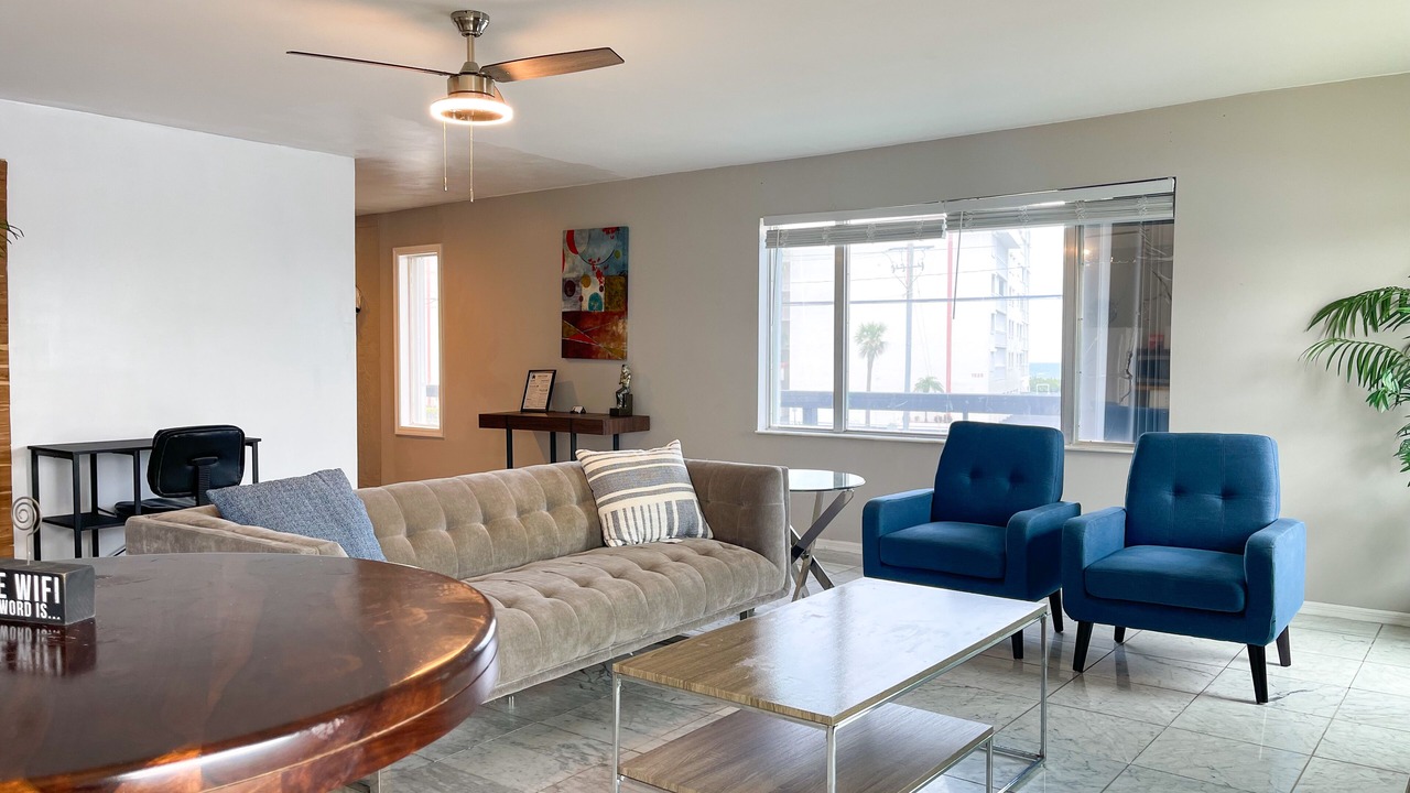 Photo of Livingroom in Ocean Oaks