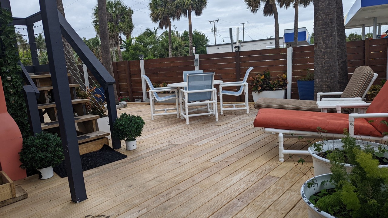 Photo of Patio Balcony in Ocean Oaks