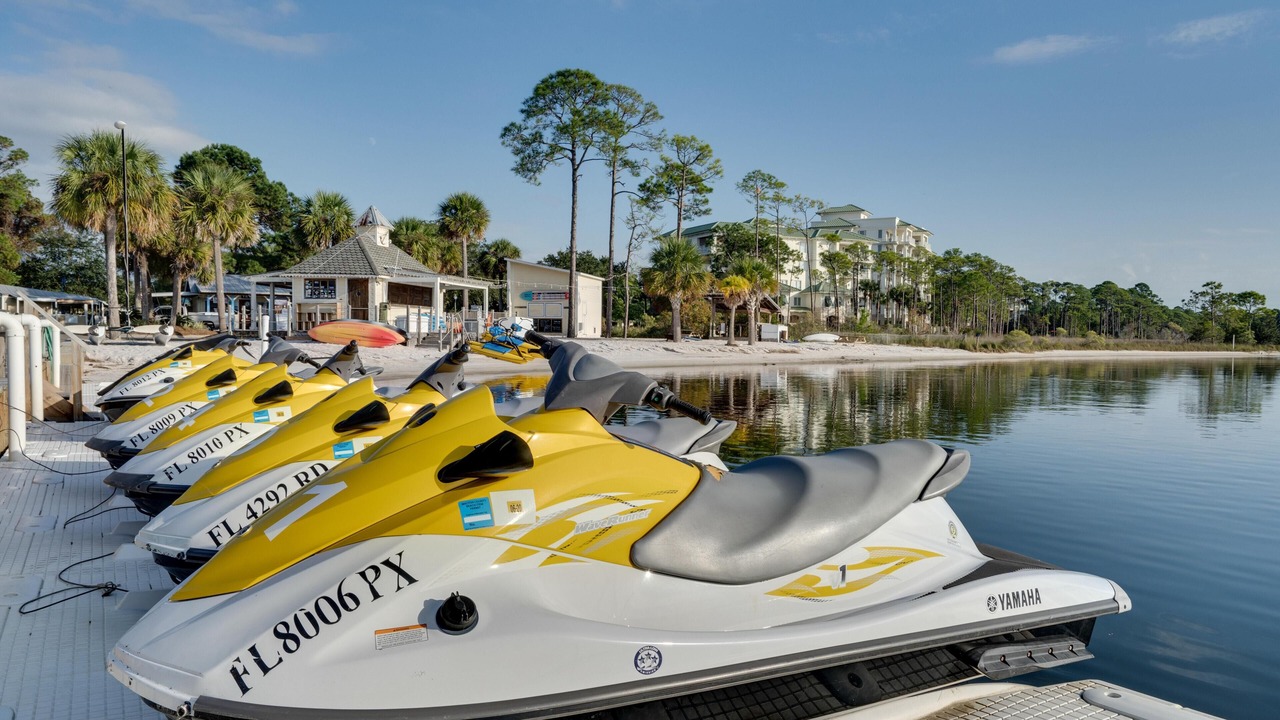 Photo of Others in Baytowne Wharf