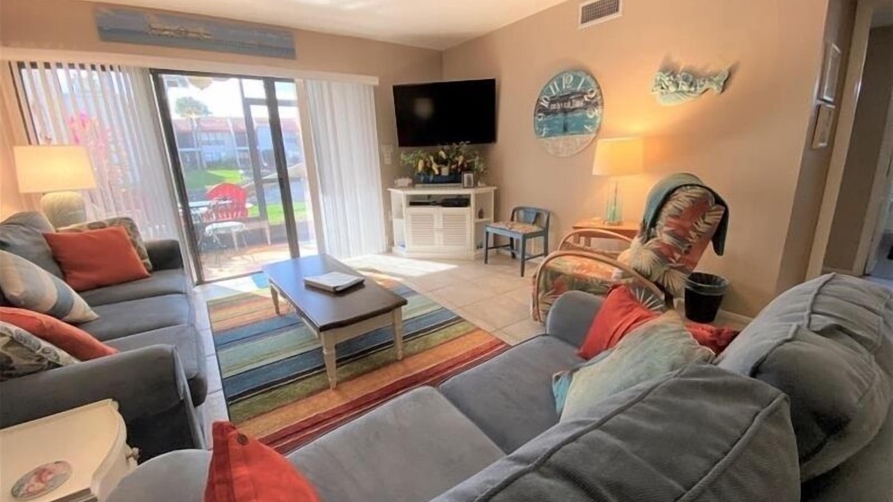 Photo of Bedroom in Bradenton Beach