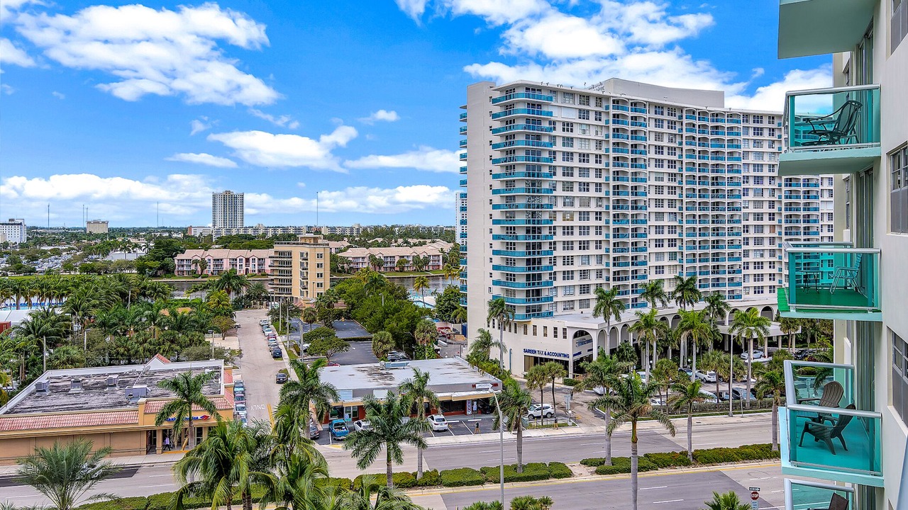Photo of Outdoor in Hollywood South Central Beach