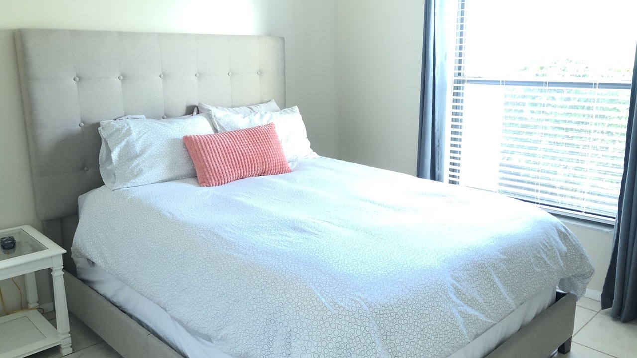 Photo of Bedroom in Central Naples