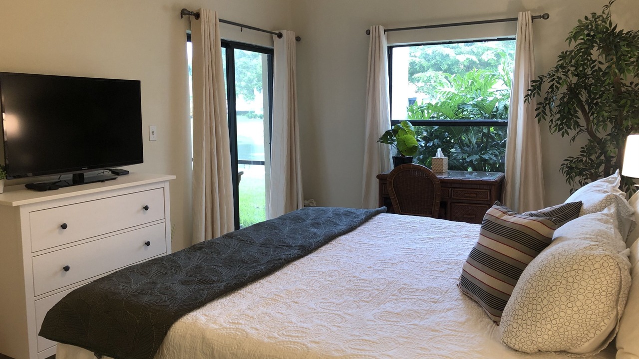 Photo of Bedroom in Central Naples