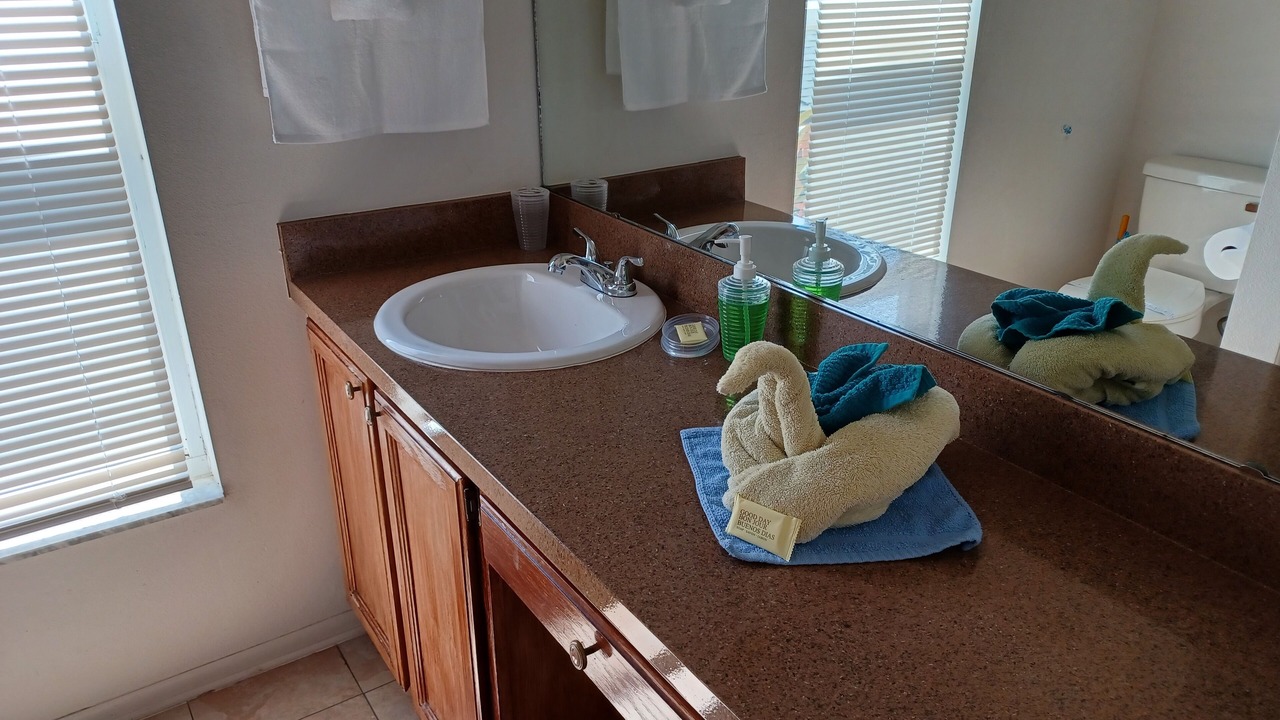Photo of Bathroom in Lindfields