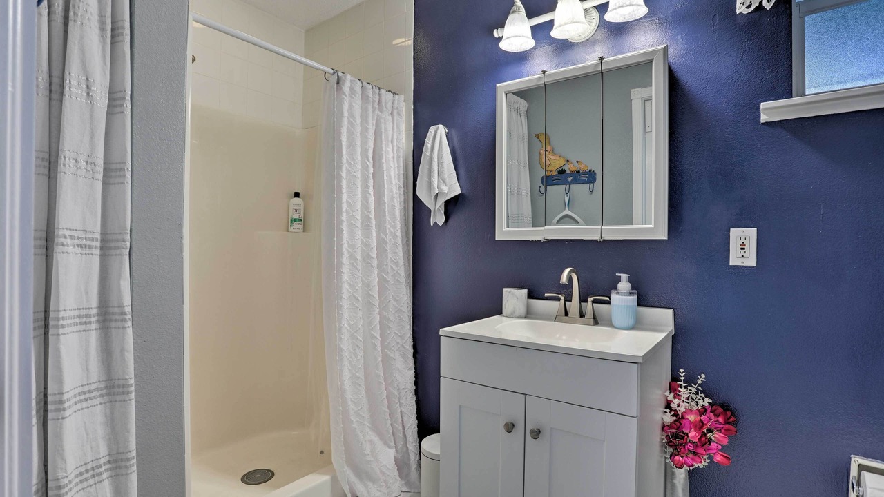 Photo of Bathroom in Beau Rivage West