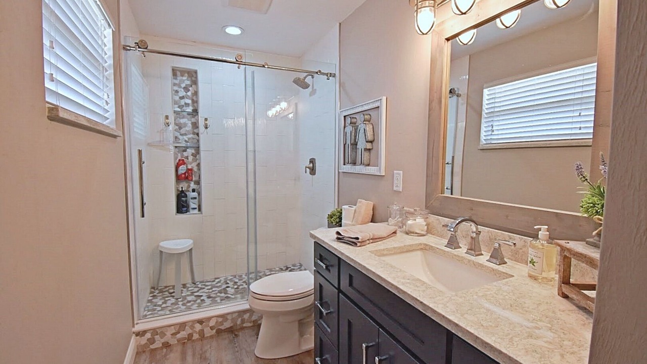 Photo of Bathroom in Ortona Park