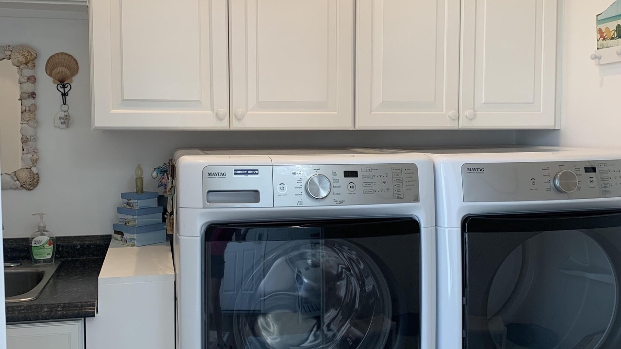 Photo of Bedroom in Mid Island