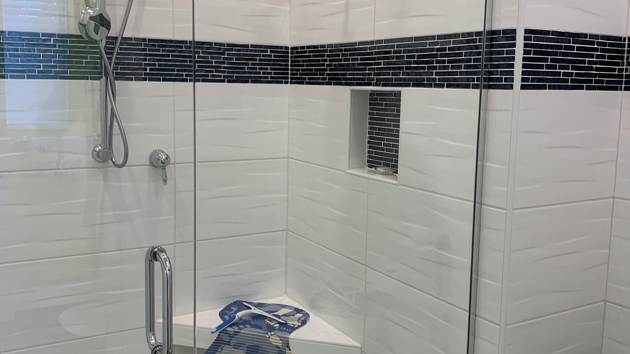 Photo of Bathroom in Mid Island