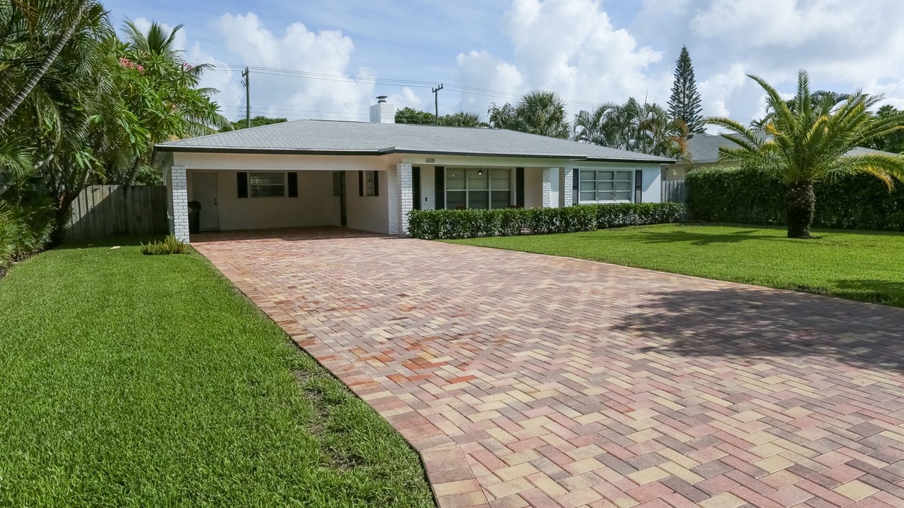 Photo of Outdoor in Palm Beach - West Palm Beach