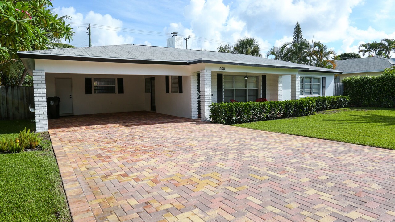 Photo of Outdoor in Palm Beach - West Palm Beach
