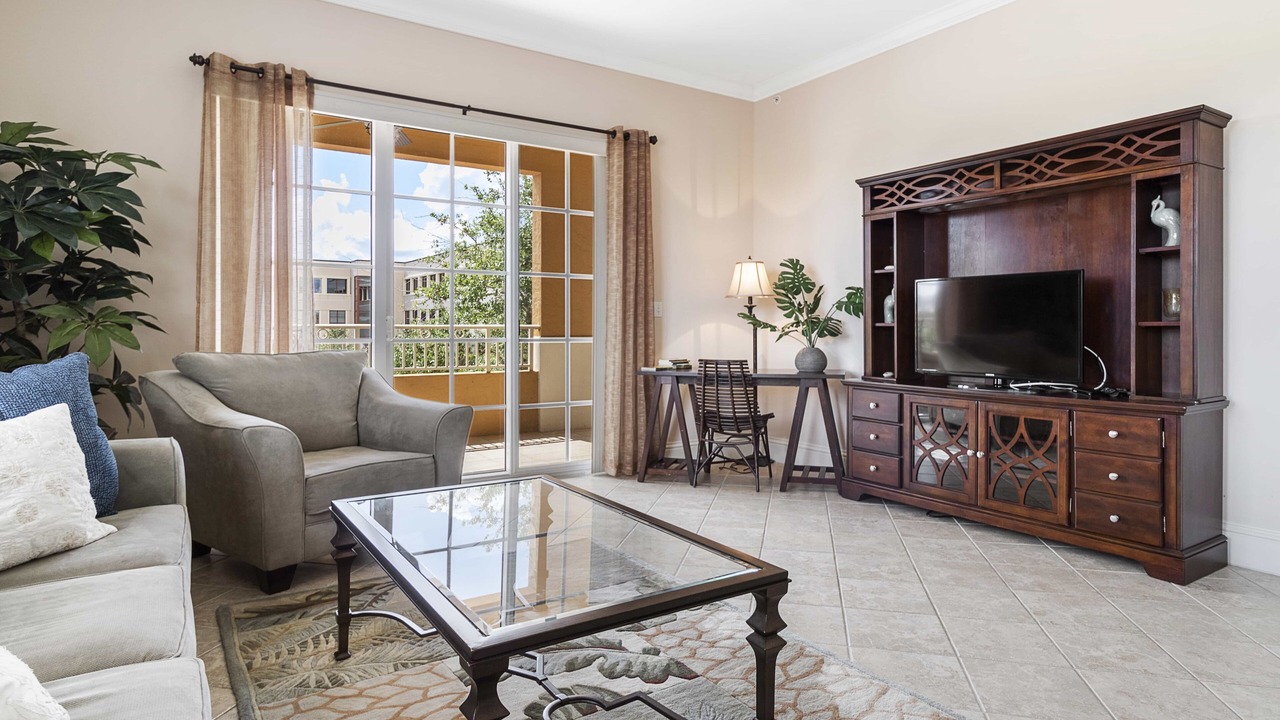 Photo of Livingroom in Ave Maria