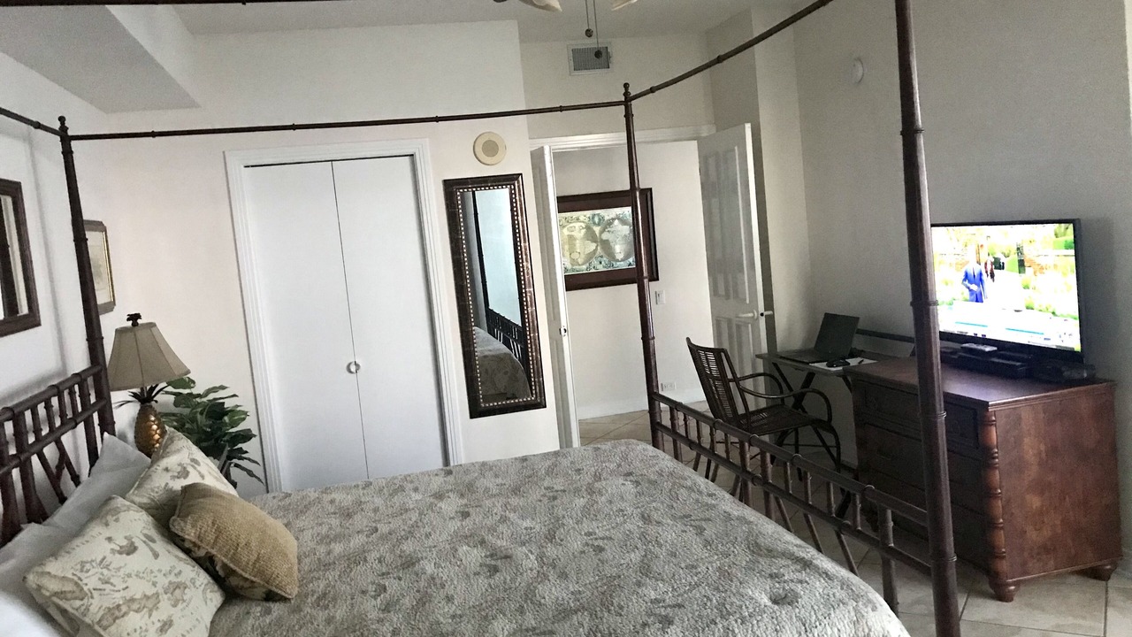 Photo of Bathroom in Navarre Beach