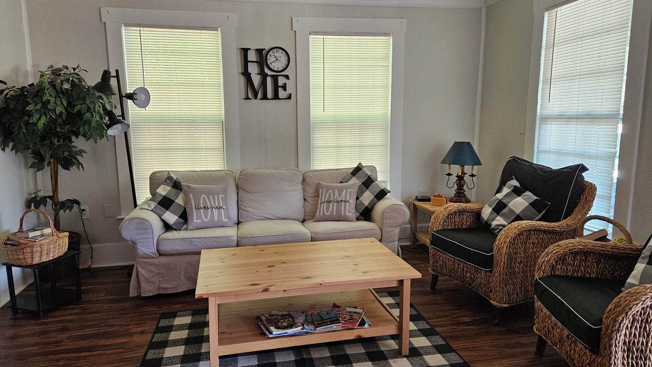 Photo of Livingroom in Tavares