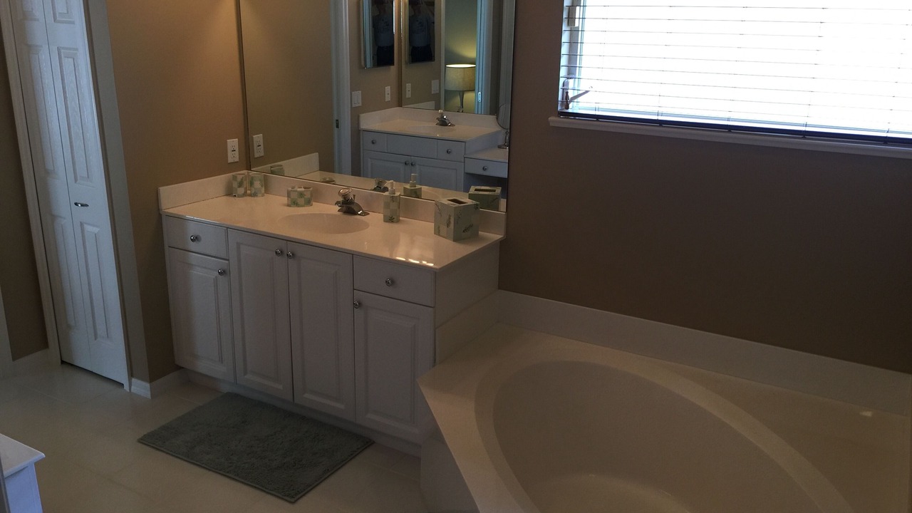 Photo of Bathroom in Naples Park