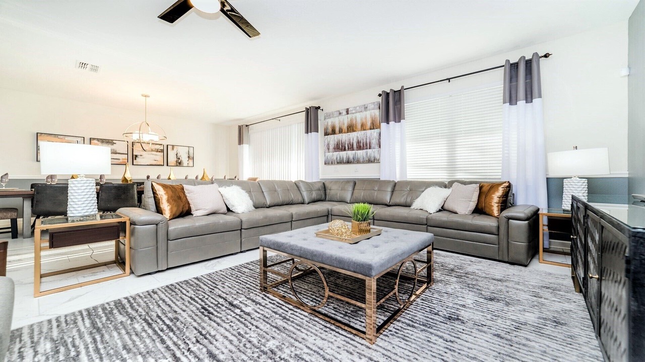 Photo of Livingroom in Davenport