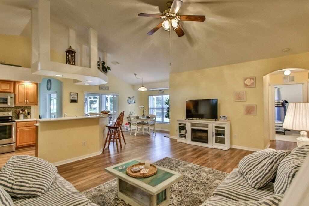 Photo of Outdoor in Sebastian Highlands