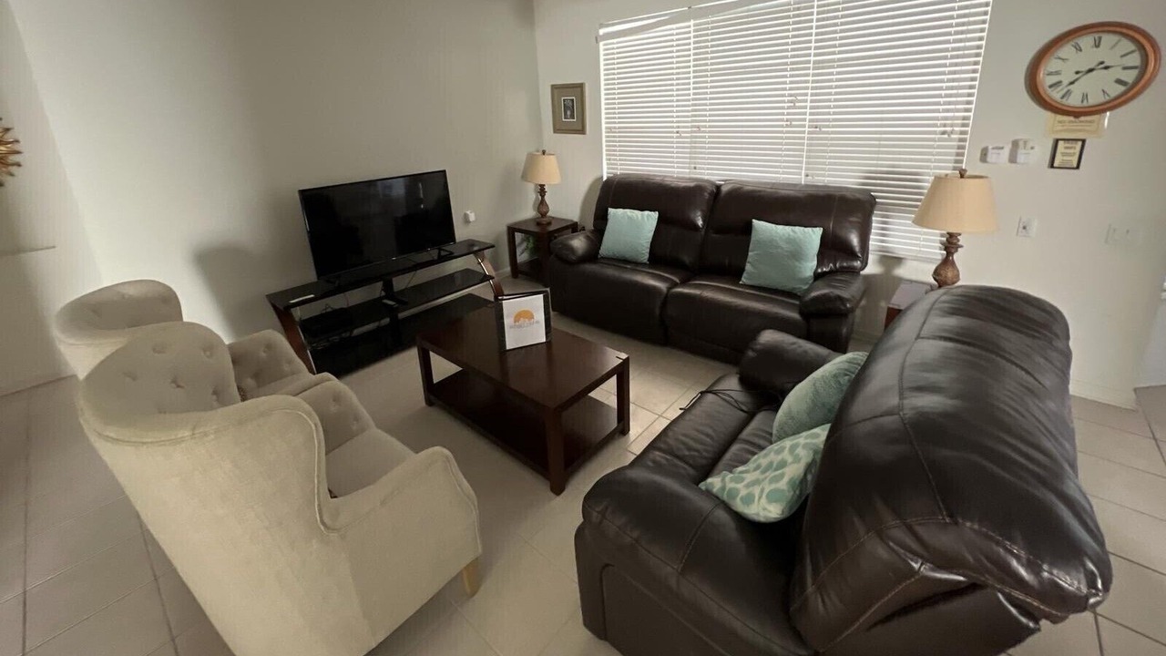 Photo of Livingroom in Windsor Hills