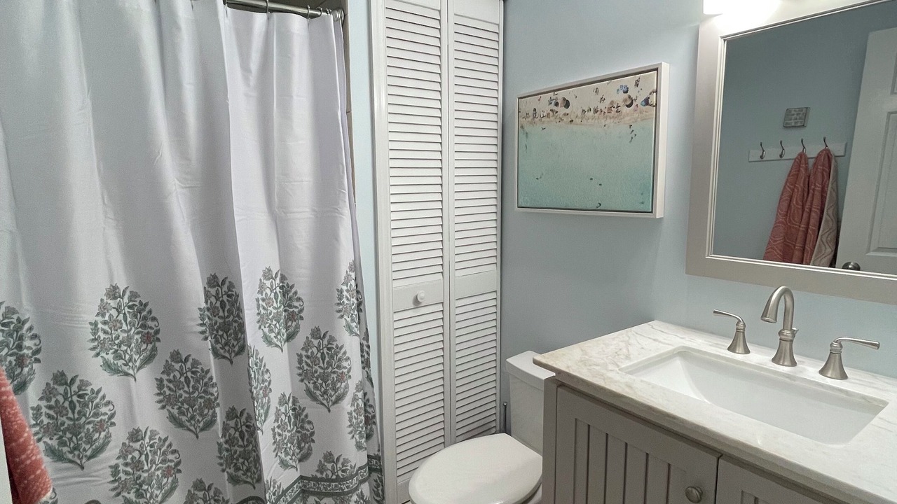 Photo of Bathroom in Naples Park
