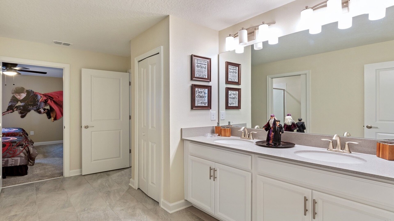 Photo of Bathroom in Davenport