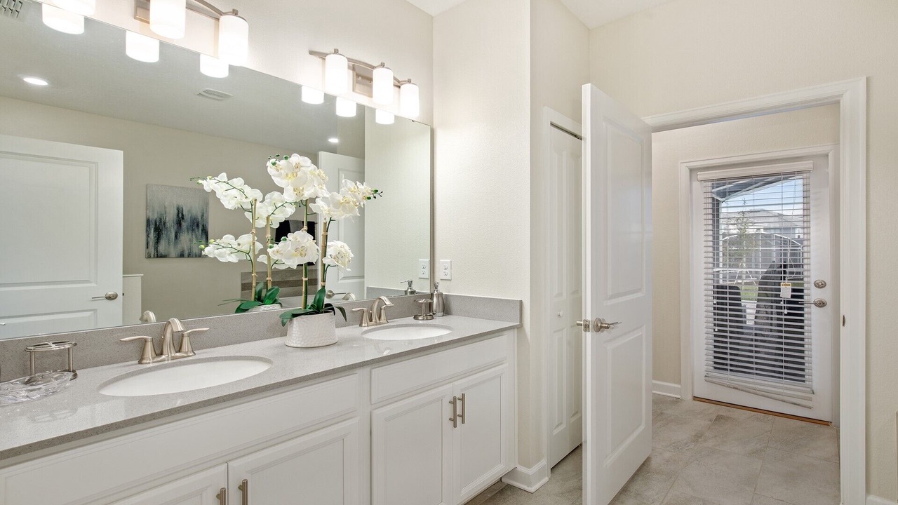 Photo of Bathroom in Davenport