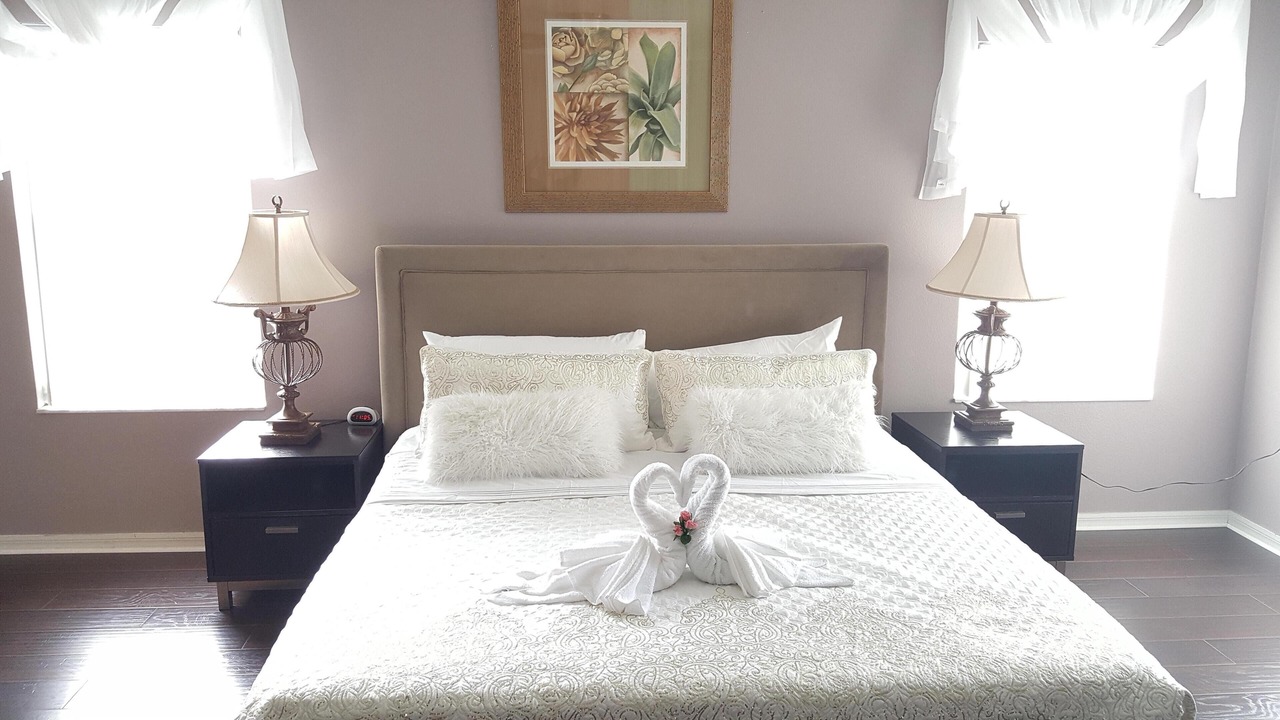 Photo of Bedroom in Windwood Bay