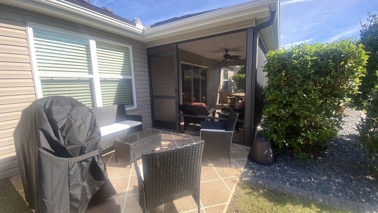 Photo of Patio Balcony in Village of Collier