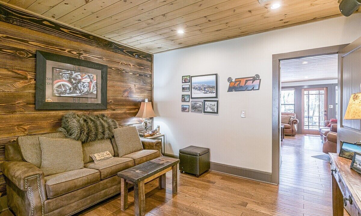Photo of Livingroom in Helen