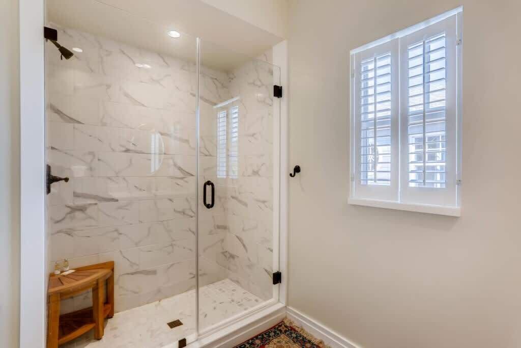 Photo of Bathroom in Grandview Heights