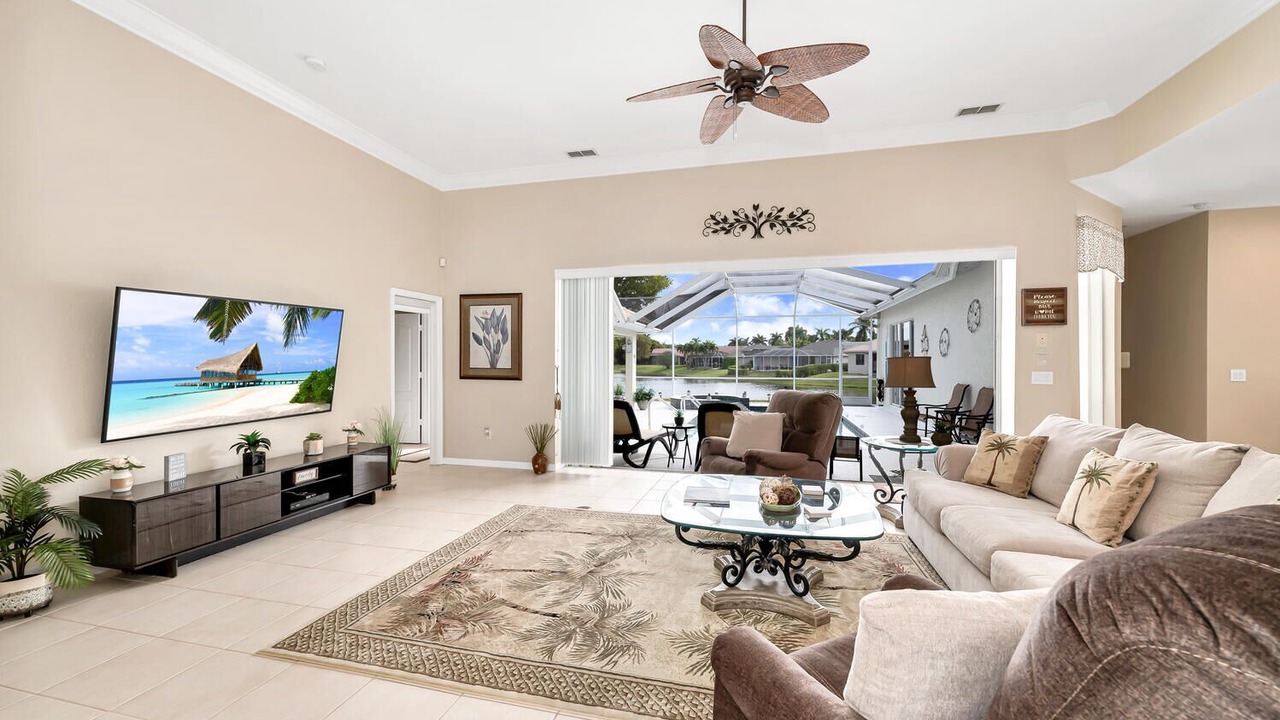 Photo of Bedroom in Central Naples