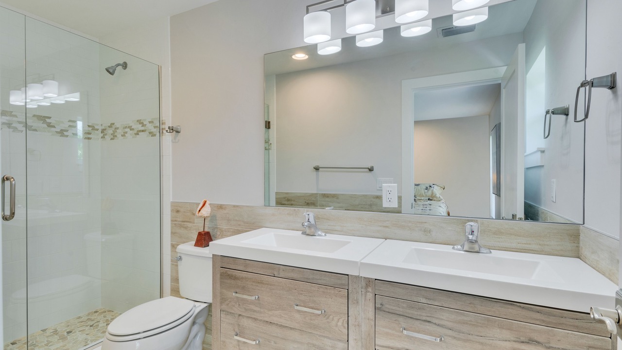 Photo of Bathroom in Naples