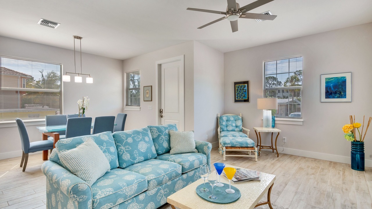 Photo of Livingroom in Naples