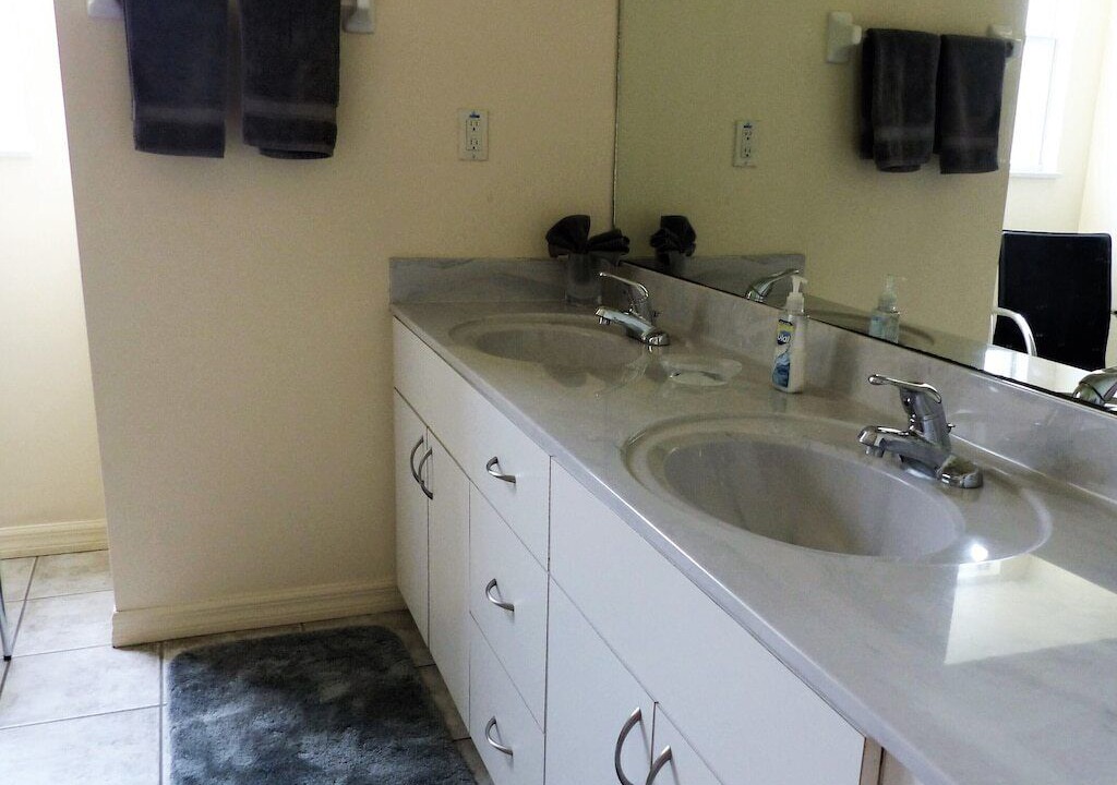 Photo of Bathroom in Eisenhower