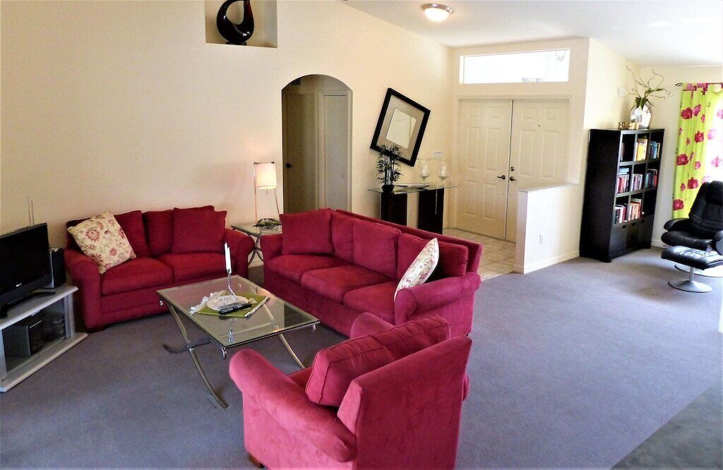 Photo of Livingroom in Eisenhower