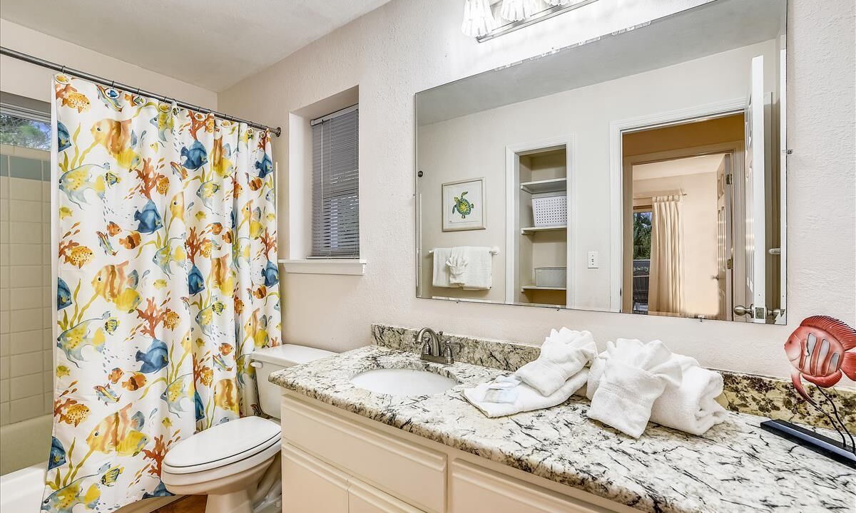 Photo of Bathroom in Plantation