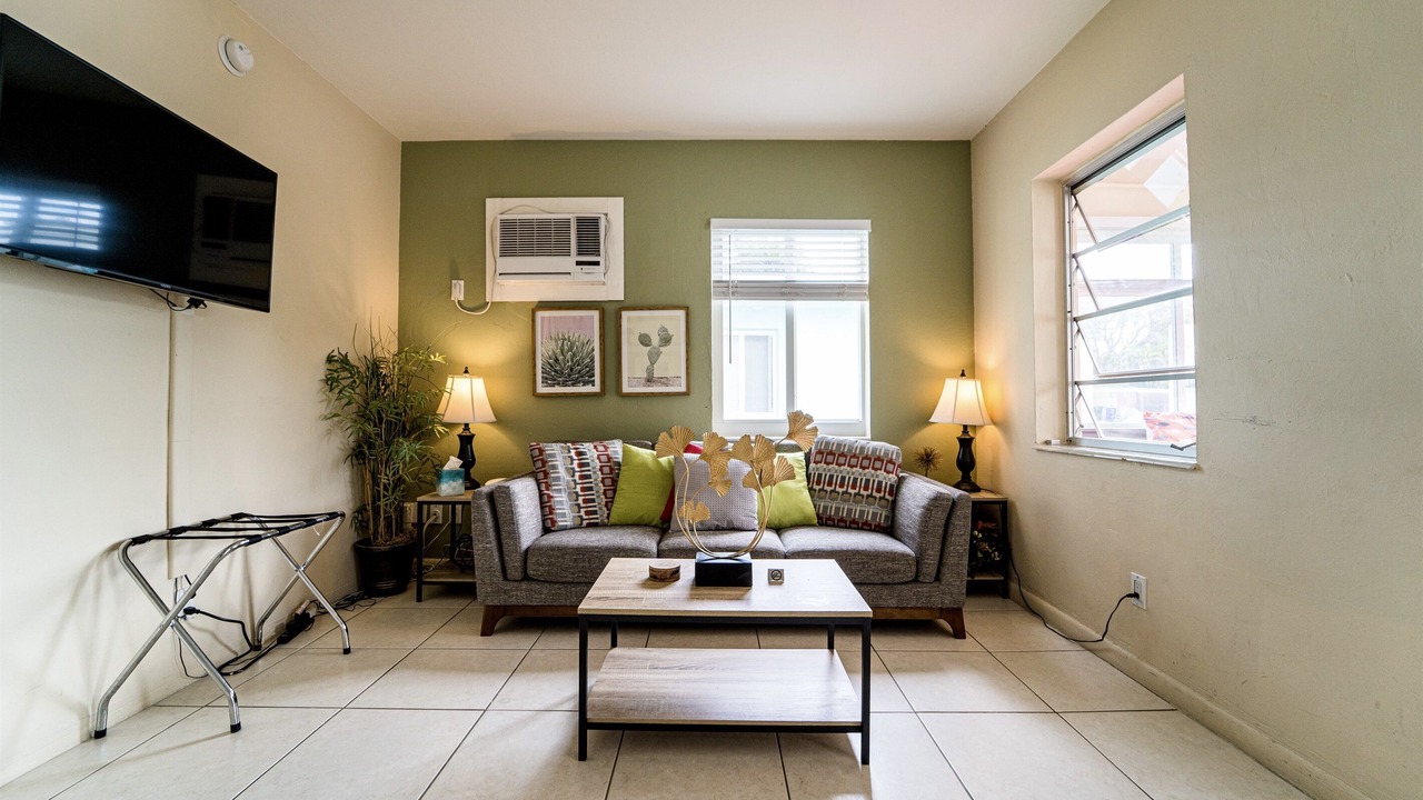 Photo of Livingroom in Edgewood