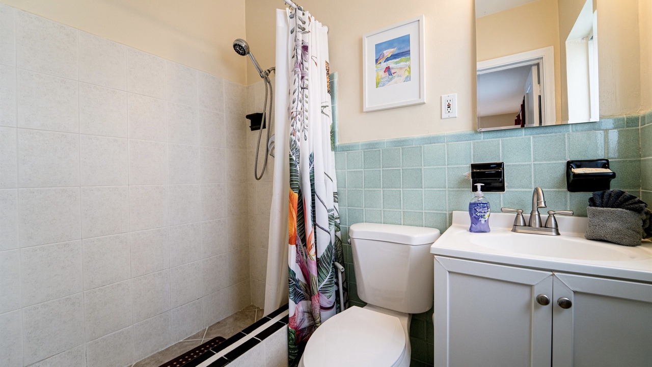 Photo of Bathroom in Edgewood